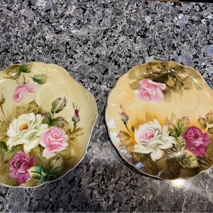 LEFTON CHINA Set of 2 plates hand painted